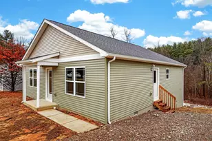 353 Elm St, New Straitsville, OH 43766 - Photo 49