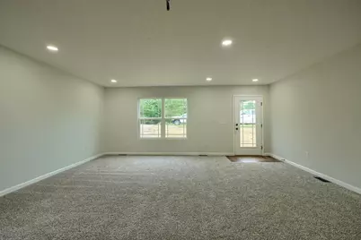 353 Elm Street, New Straitsville, OH 43766 - Photo 9