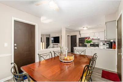 6142 Laurelwood Court, Columbus, OH 43229 - Photo 11