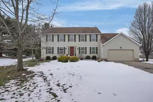 50 Buttercup Ct SW, Pataskala, OH 43062 - Photo 1