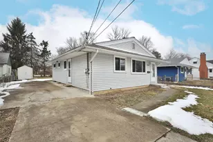 1046 Northridge Rd, Columbus, OH 43224 - Photo 3