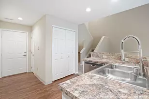 4882 Stratford Pine Ln, Dublin, OH 43016 - Photo 13