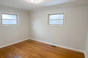 940 Minerva Ave, Columbus, OH 43229 - Photo 15