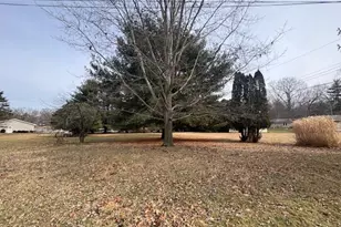 1050 Lake View Dr, Zanesville, OH 43701 - Photo 43