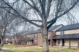 5778 Lucinda Ct, Columbus, OH 43232 - Photo 1