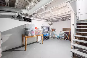 194 N Kellner Rd, Columbus, OH 43209 - Photo 25