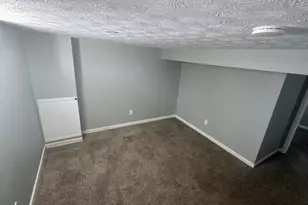 1166 Minnesota Ave, Columbus, OH 43211 - Photo 11