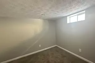 1166 Minnesota Ave, Columbus, OH 43211 - Photo 15
