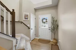 1051 Beehive Grv, Grove City, OH 43123 - Photo 7