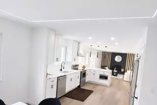 8213 Longhorn Rd, Powell, OH 43065 - Photo 3