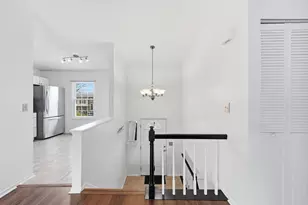 4151 Berryfield Dr, Columbus, OH 43230 - Photo 5