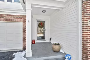 2073 Parklawn Dr, Lewis Center, OH 43035 - Photo 3