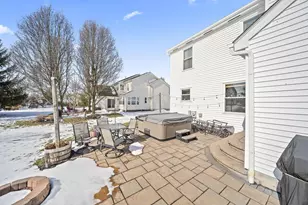 2073 Parklawn Dr, Lewis Center, OH 43035 - Photo 29