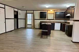 8 Allen Ave, New Holland, OH 43145 - Photo 3