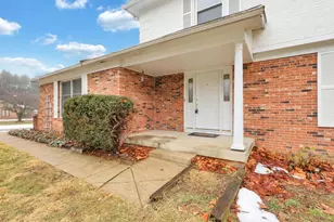 787 Persimmon Pl, Columbus, OH 43213 - Photo 5