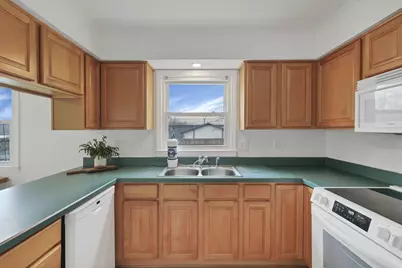 787 Persimmon Place, Columbus, OH 43213 - Photo 17