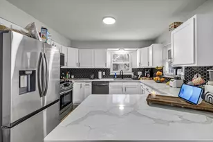 3623 Agler Rd, Columbus, OH 43219 - Photo 15