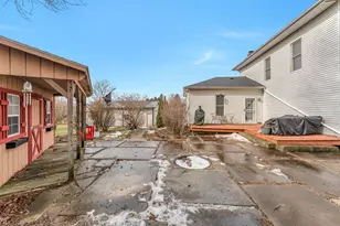 147 N Clayton St, Centerburg, OH 43011 - Photo 31