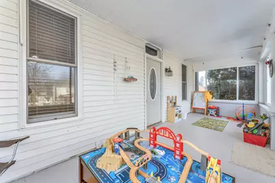 147 N Clayton Street, Centerburg, OH 43011 - Photo 25