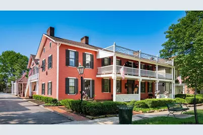 313 E Broadway E, Granville, OH 43023 - Photo 1