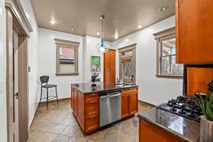 130 Buttles Ave, Columbus, OH 43215 - Photo 13