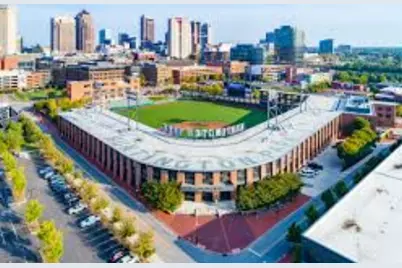 130 Buttles Avenue, Columbus, OH 43215 - Photo 57