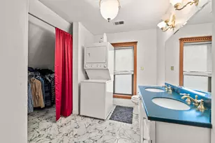 130 Buttles Ave, Columbus, OH 43215 - Photo 43