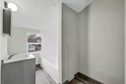 365 S Eureka Avenue #365, Columbus, OH 43204 - Photo 15