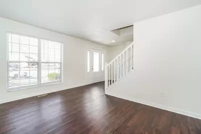 392 Old Ivory Court, Blacklick, OH 43004 - Photo 3