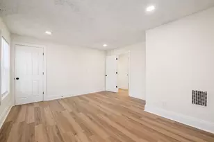 415 Sheldon Ave, Columbus, OH 43207 - Photo 19