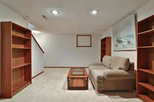 2208 Victoria Park Dr, Columbus, OH 43235 - Photo 27