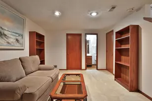 2208 Victoria Park Dr, Columbus, OH 43235 - Photo 25