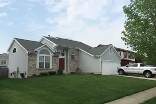 2739 Salem Hills Ct, Pickerington, OH 43147 - Photo 1