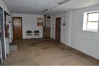 1070 S Memorial Drive, Lancaster, OH 43130 - Photo 11