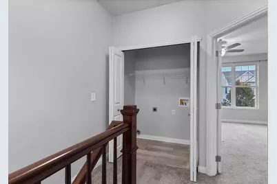 4125 Emerius Drive, Columbus, OH 43219 - Photo 19