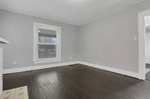 2475 Parkwood Ave, Columbus, OH 43211 - Photo 5