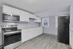 2475 Parkwood Ave, Columbus, OH 43211 - Photo 11