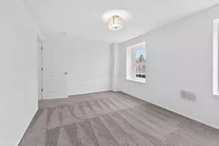 671 Simbury St, Columbus, OH 43228 - Photo 13