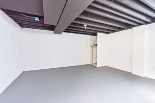 671 Simbury St, Columbus, OH 43228 - Photo 17