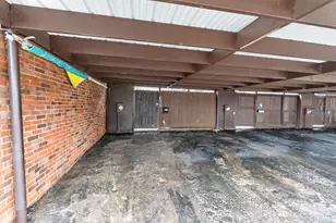 671 Simbury St, Columbus, OH 43228 - Photo 29