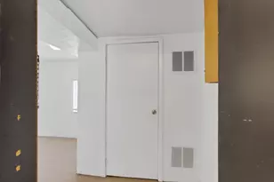 406 S Hague Ave, Columbus, OH 43204 - Photo 39