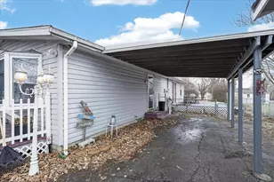 251 E 1st St, London, OH 43140 - Photo 25