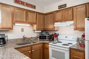 3558 Kinsale Head Dr, Columbus, OH 43221 - Photo 7