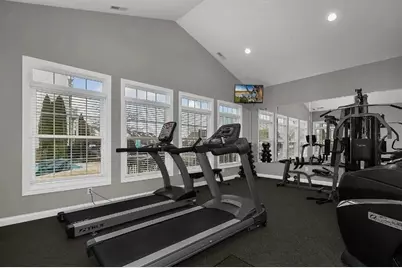 998 Hartford Village Boulevard #998, Columbus, OH 43228 - Photo 39