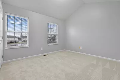 998 Hartford Village Boulevard #998, Columbus, OH 43228 - Photo 21