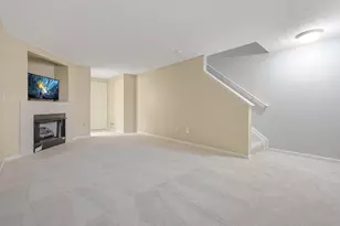 998 Hartford Village Blvd, Columbus, OH 43228 - Photo 23