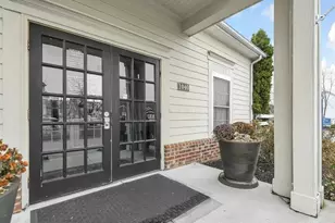 998 Hartford Village Blvd, Columbus, OH 43228 - Photo 37