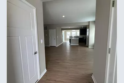 4004 Chickasaw Drive, Grove City, OH 43123 - Photo 11