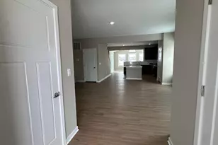 4004 Chickasaw Dr, Grove City, OH 43123 - Photo 11