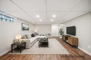 122 W Rathbone Ave, Columbus, OH 43214 - Photo 15